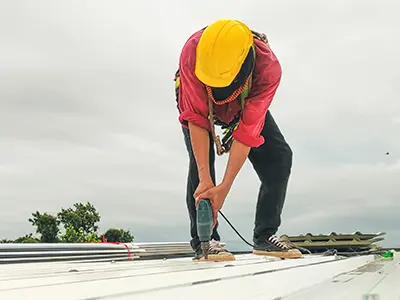 Missouri-Commercial-roofing-contractor-metal-roof-replacement-3